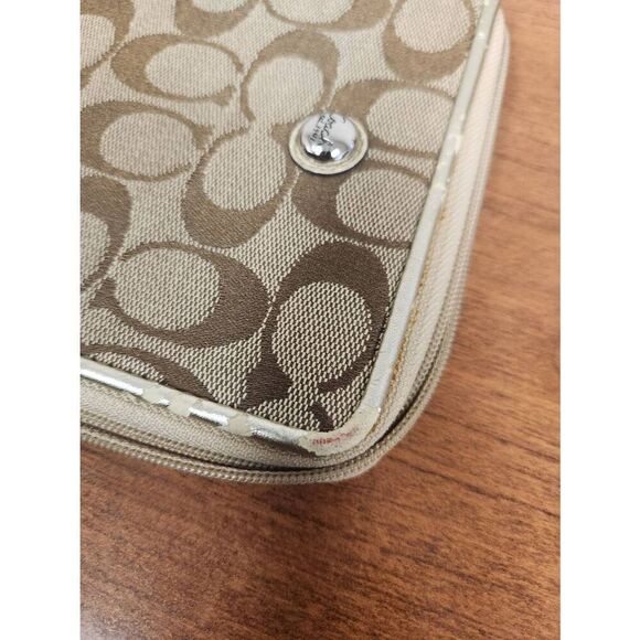 Coach Signature c jacquard mini iPad tablet or kindle zippered case tan brown - Picture 6 of 9